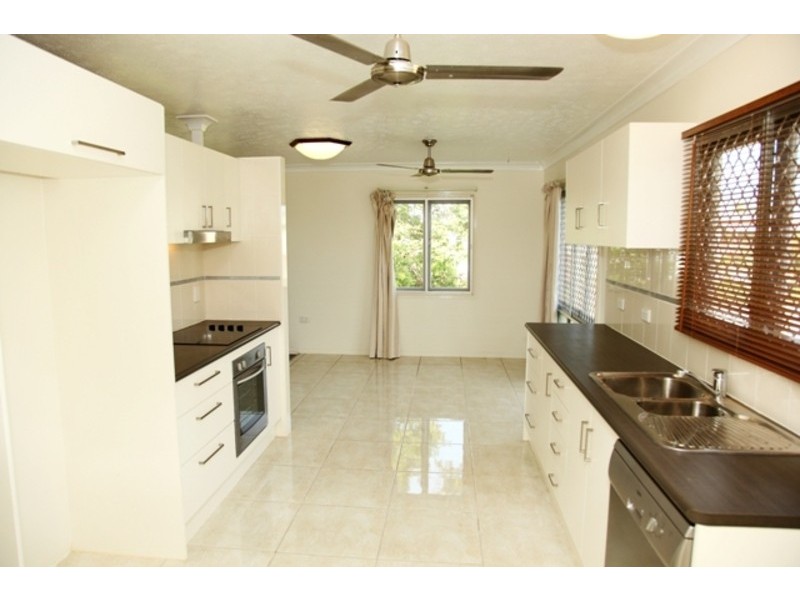 33 Daniels Street, Vincent QLD 4814