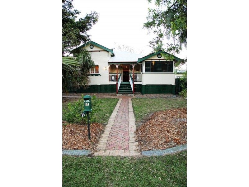 61 Paluma Street, Kirwan QLD 4817