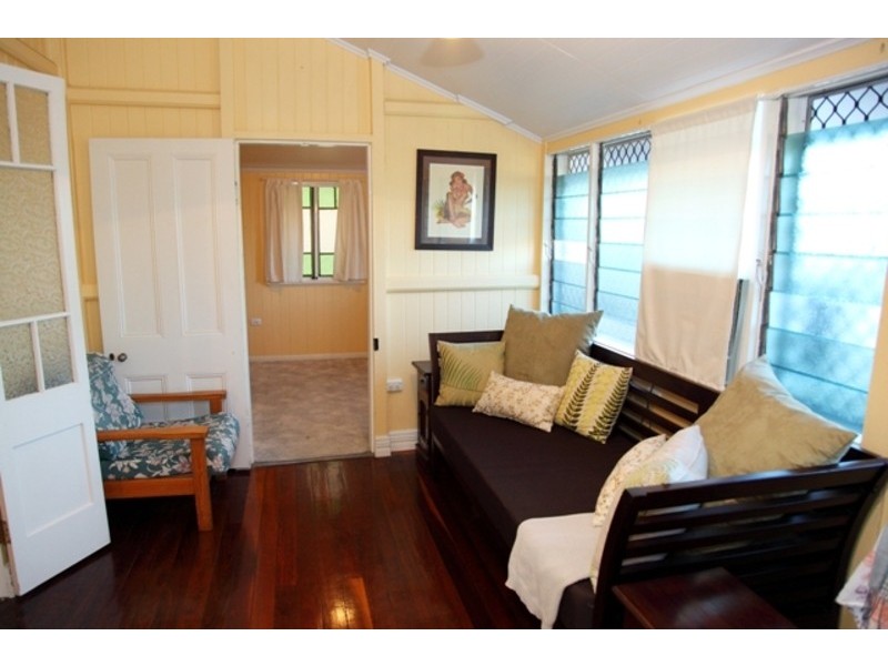 61 Paluma Street, Kirwan QLD 4817