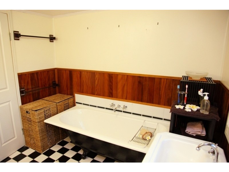 61 Paluma Street, Kirwan QLD 4817