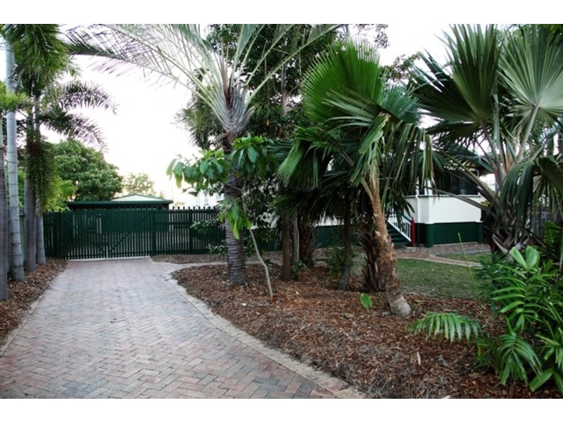 61 Paluma Street, Kirwan QLD 4817