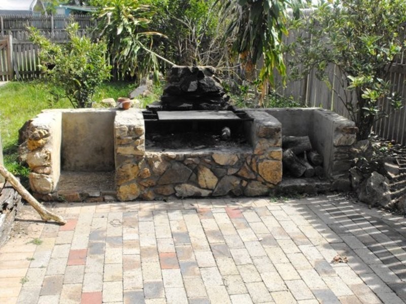 2 Dane Close, Burdell QLD 4818