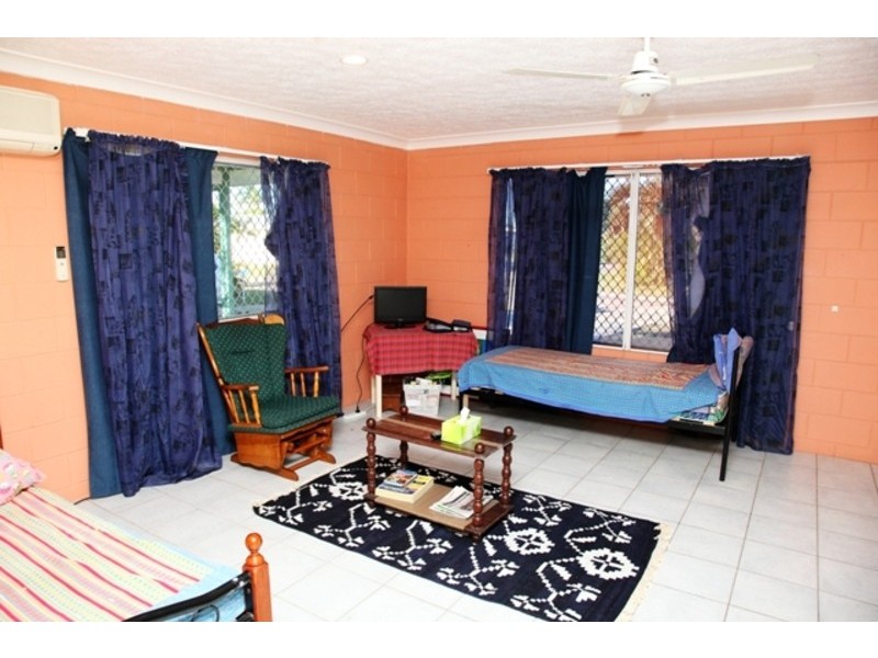 1 Gracedale Street, Mount Louisa QLD 4814