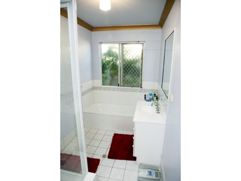 1 Gracedale Street, Mount Louisa QLD 4814