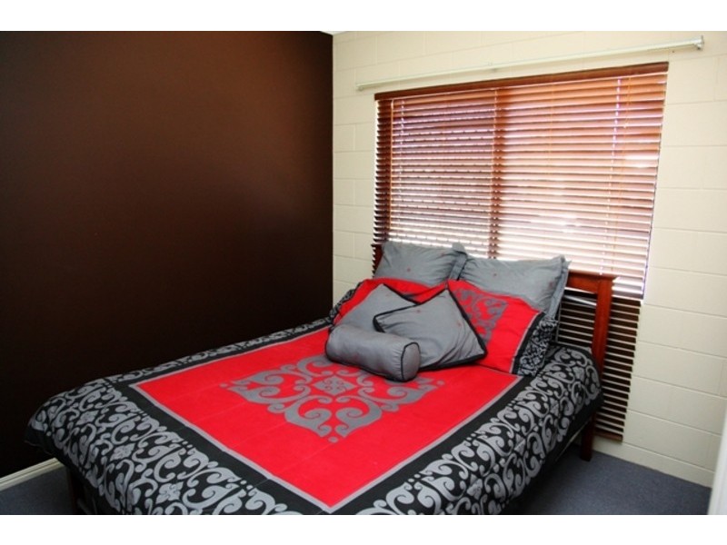 8 Mustang Street, Kelso QLD 4815