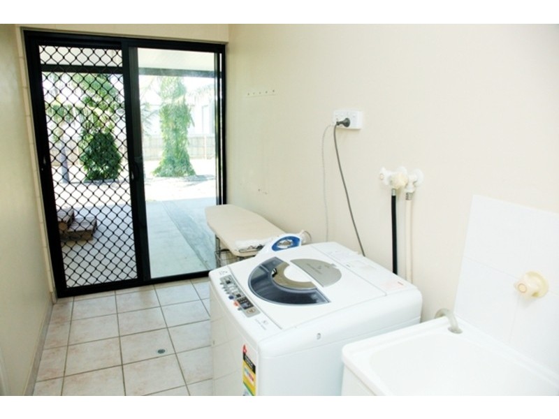 8 Mustang Street, Kelso QLD 4815