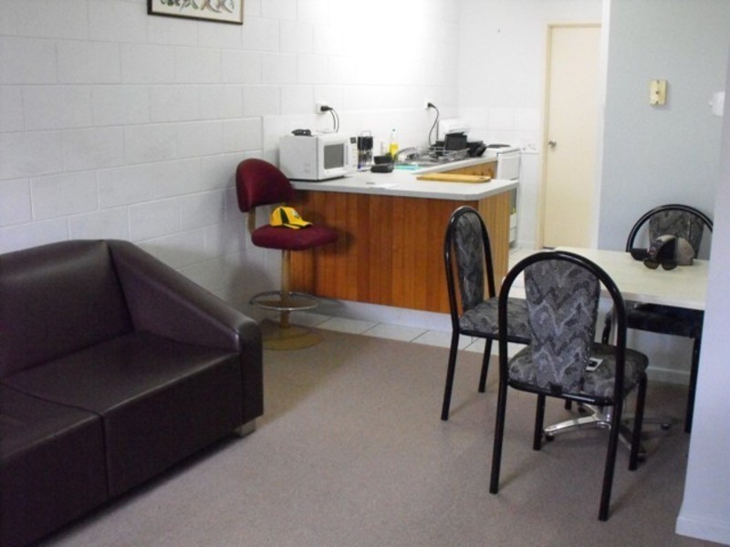 8/94 Dearness Street, Garbutt QLD 4814