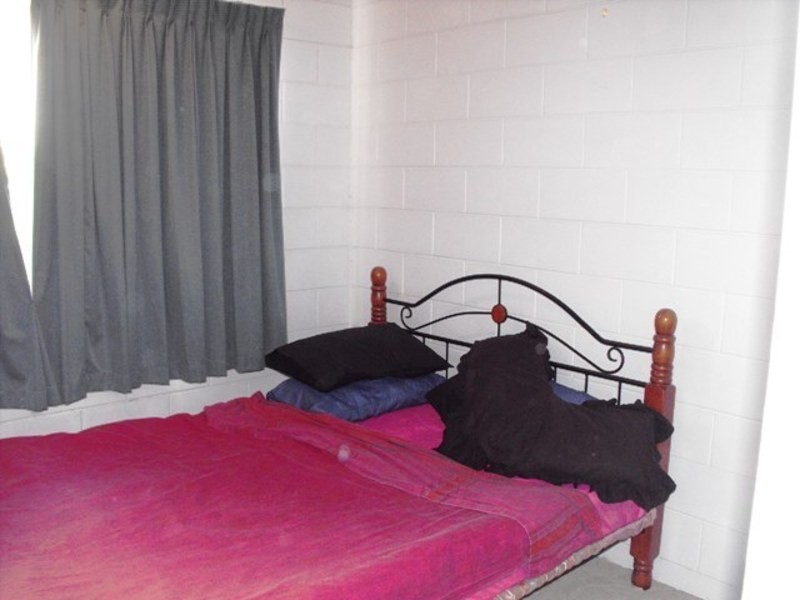 8/94 Dearness Street, Garbutt QLD 4814