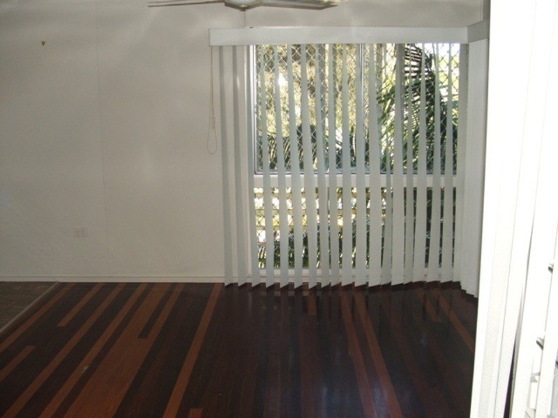 18 Goldsworthy Street, Heatley QLD 4814