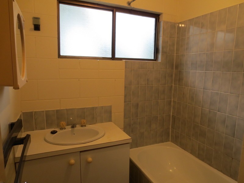 29 Canterbury Road, Kirwan QLD 4817