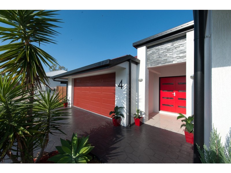 4 Woodhen Court, Bohle Plains QLD 4817