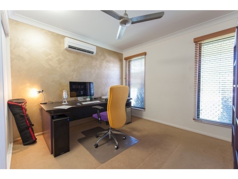 4 Woodhen Court, Bohle Plains QLD 4817