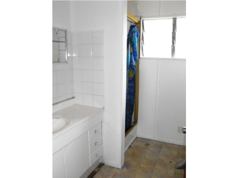 1 Willseal Court, Mount Louisa QLD 4814