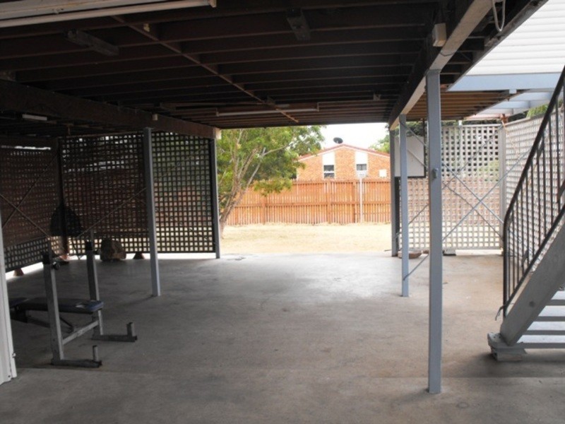 1 Willseal Court, Mount Louisa QLD 4814