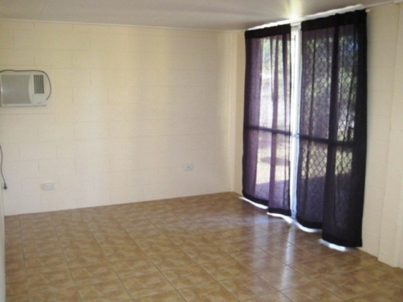 2 Garnet Street, Kelso QLD 4815