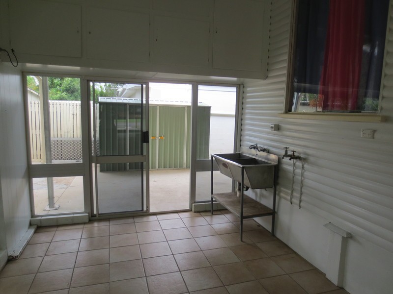 2  Suttor Street, Mysterton QLD 4812