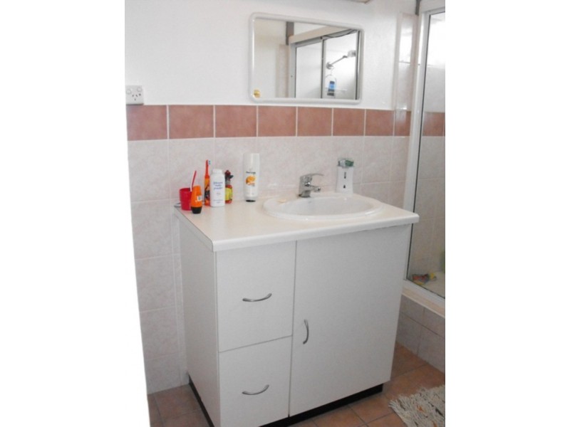 8 Haydon Crescent, Heatley QLD 4814