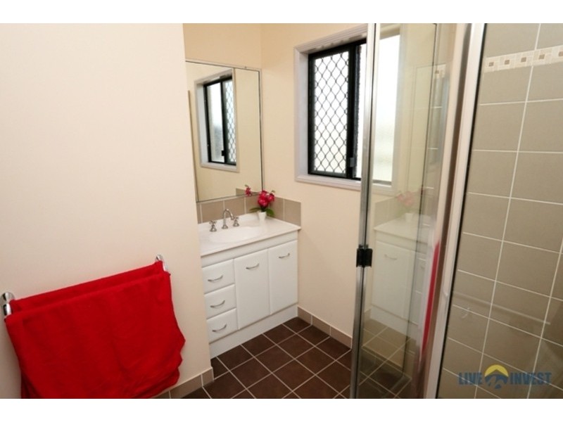 4 Armistice Street, Burdell QLD 4818