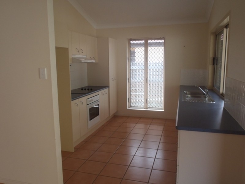 49 Southern Cross Circuit, Douglas QLD 4814