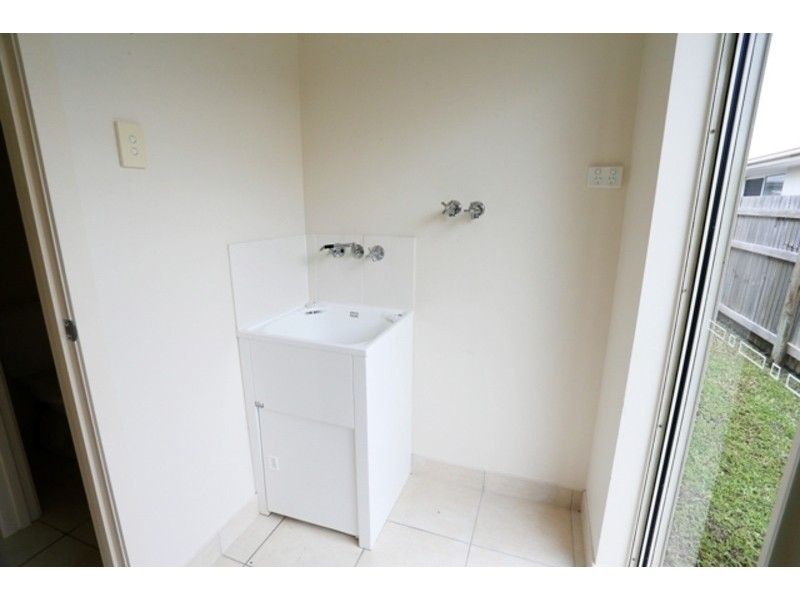 8 Derwent Circuit, Kelso QLD 4815