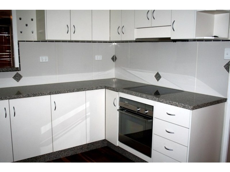 2 Sweers Court, Kirwan QLD 4817