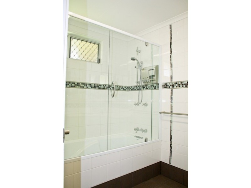 2 Sweers Court, Kirwan QLD 4817