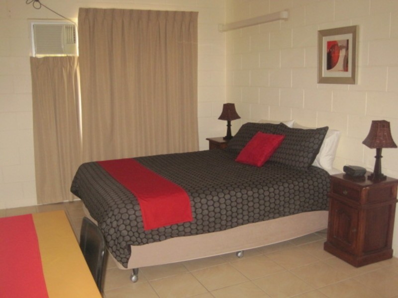 9/37 Hugh Street, West End QLD 4810