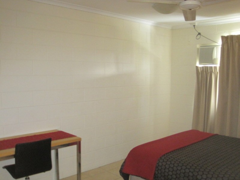 9/37 Hugh Street, West End QLD 4810