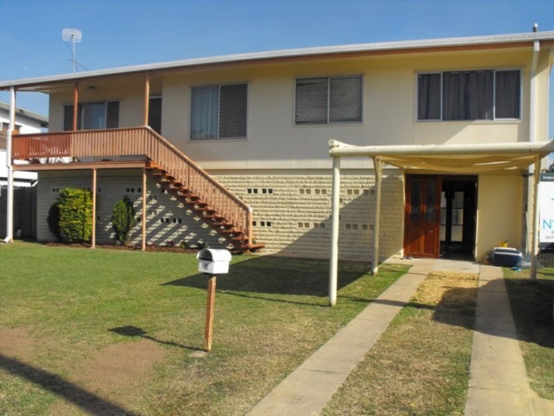 8 Lambert Street, Kirwan QLD 4817