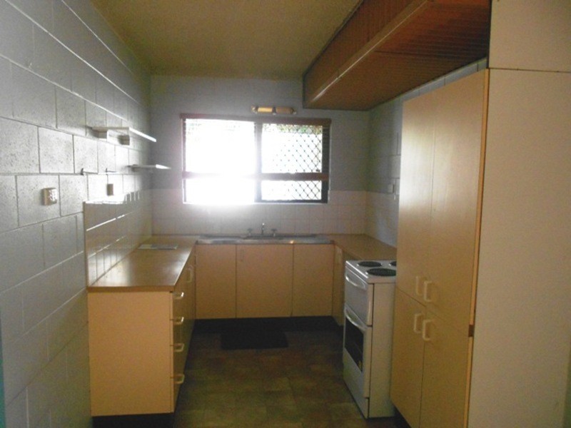 4 57 Alexandra Street, North Ward QLD 4810