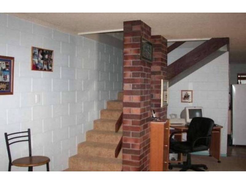 4 57 Alexandra Street, North Ward QLD 4810