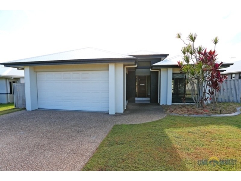 13 Shutehaven Circuit, Bushland Beach QLD 4818