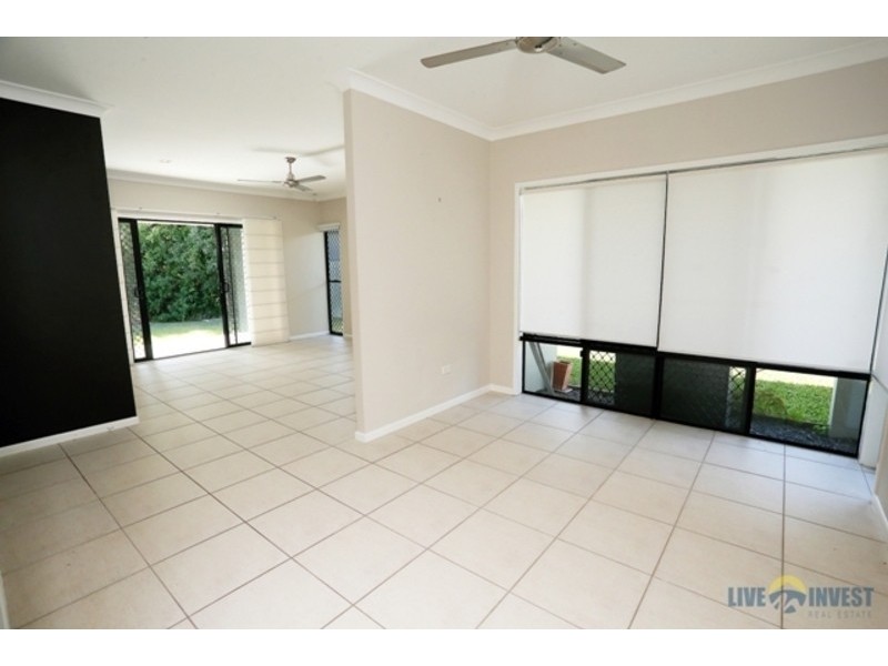 13 Shutehaven Circuit, Bushland Beach QLD 4818