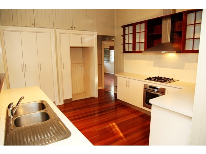 45 Cheyne Street, Pimlico QLD 4812