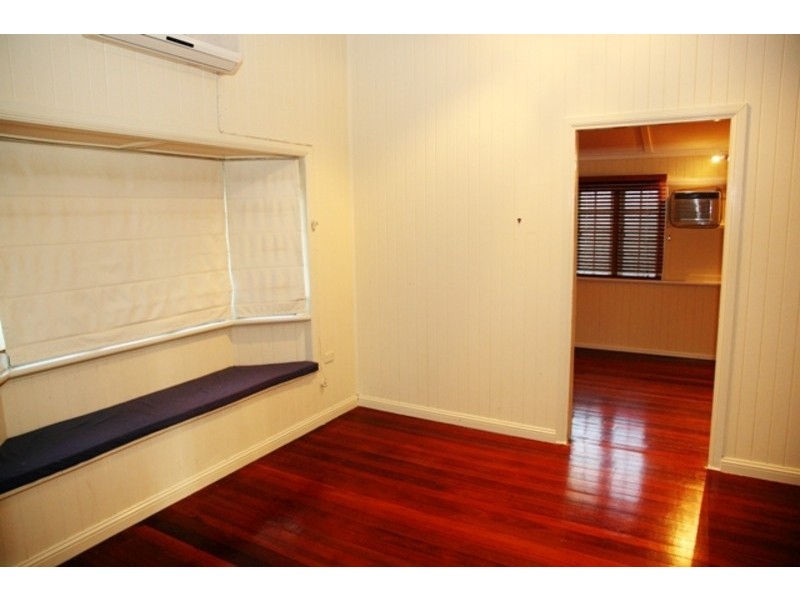 45 Cheyne Street, Pimlico QLD 4812