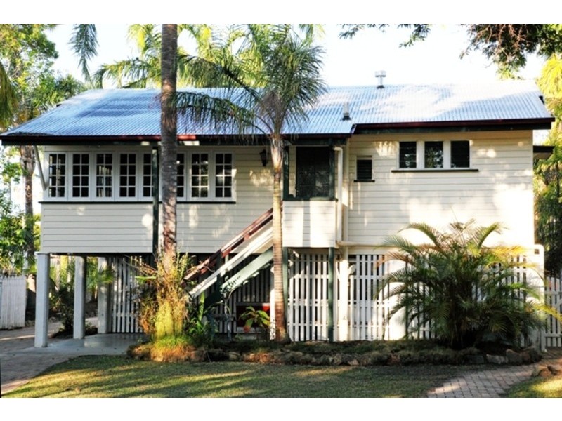 45 Cheyne Street, Pimlico QLD 4812