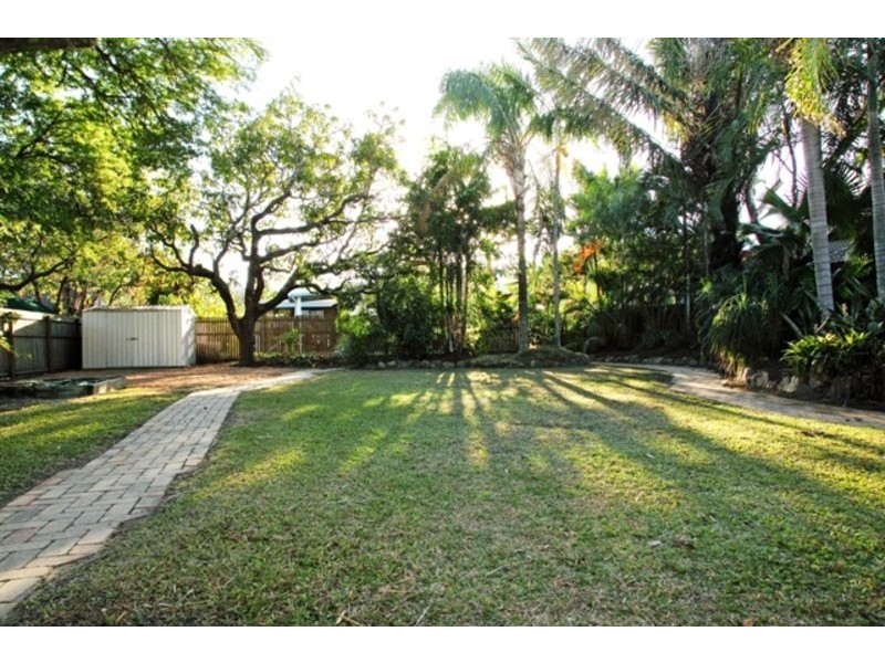 45 Cheyne Street, Pimlico QLD 4812