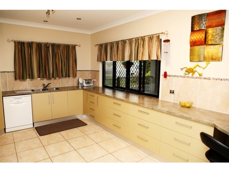 21 Tennessee Way, Kelso QLD 4815