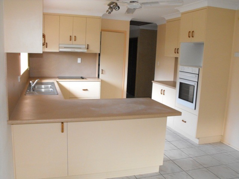 13 Willow Court, Kirwan QLD 4817