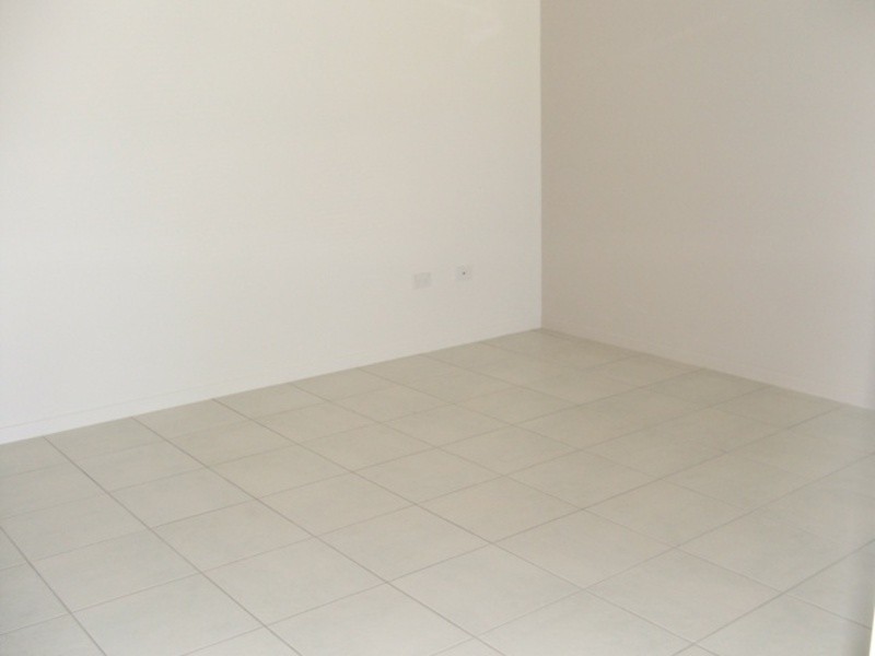 22 Wexford Crescent, Mount Low QLD 4818