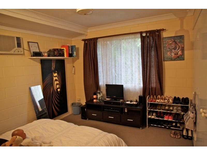 76 Dunlop Street, Kelso QLD 4815