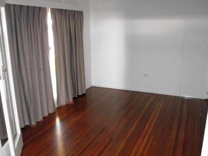 71 Bayswater Road, Pimlico QLD 4812