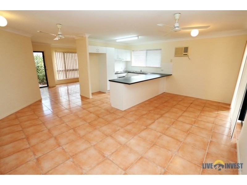 8 Pinnata Place, Kirwan QLD 4817