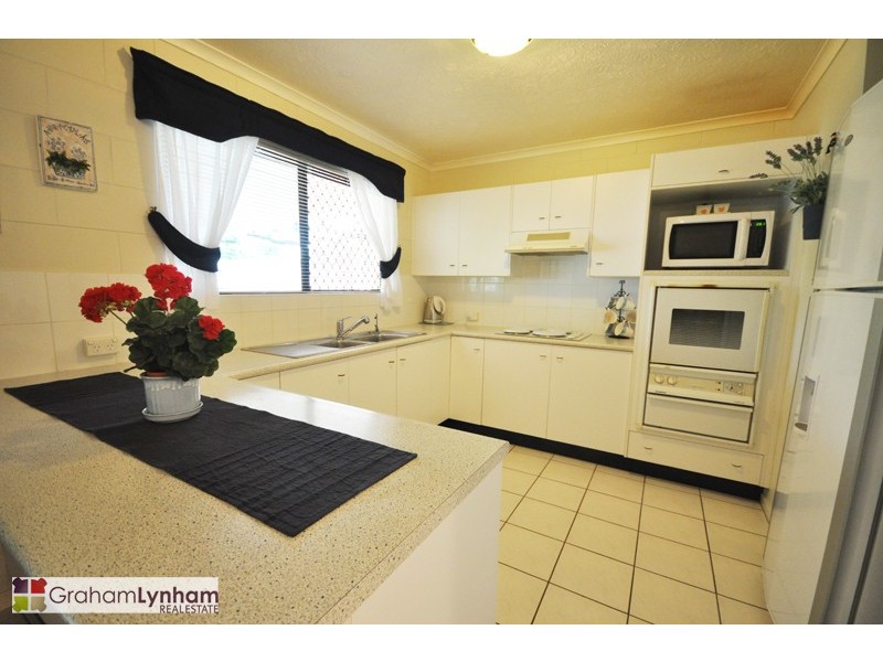 39 Feeney Avenue, Rasmussen QLD 4815