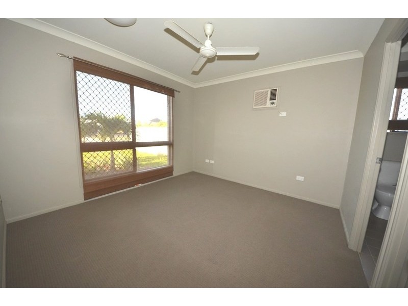 Kirwan QLD 4817