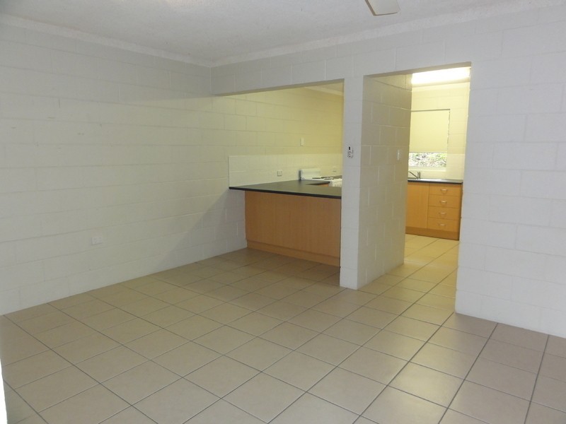 5/39 Armstrong, Hermit Park QLD 4812