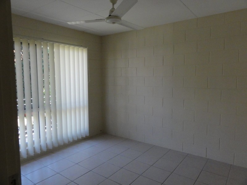 5/39 Armstrong, Hermit Park QLD 4812