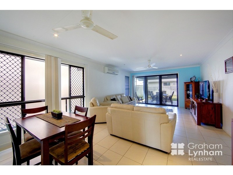 8 Laurie Motti Parade, Kirwan QLD 4817