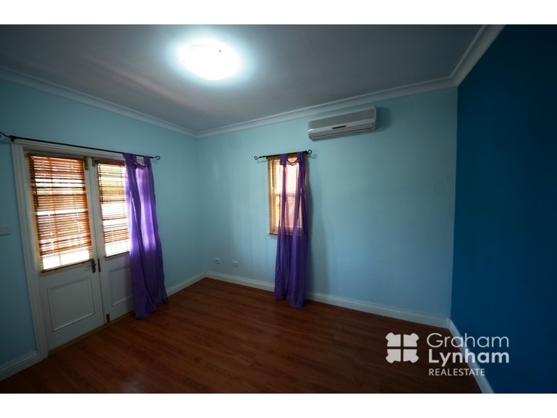 93 Perkins Street, South Townsville QLD 4810