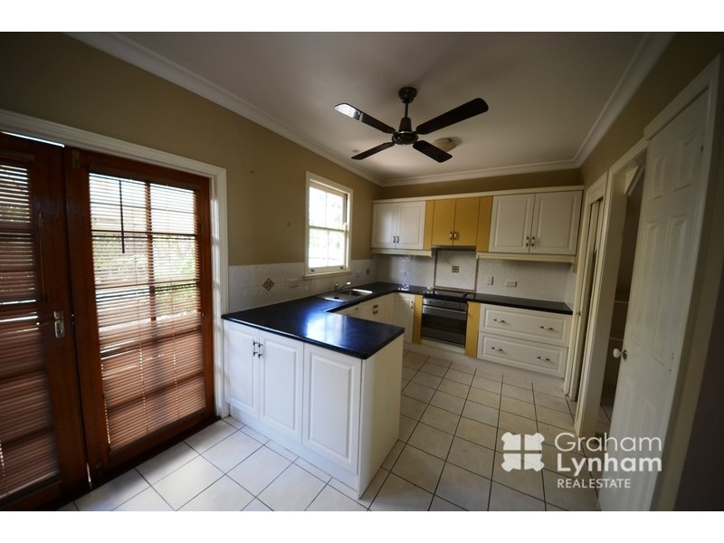 93 Perkins Street, South Townsville QLD 4810